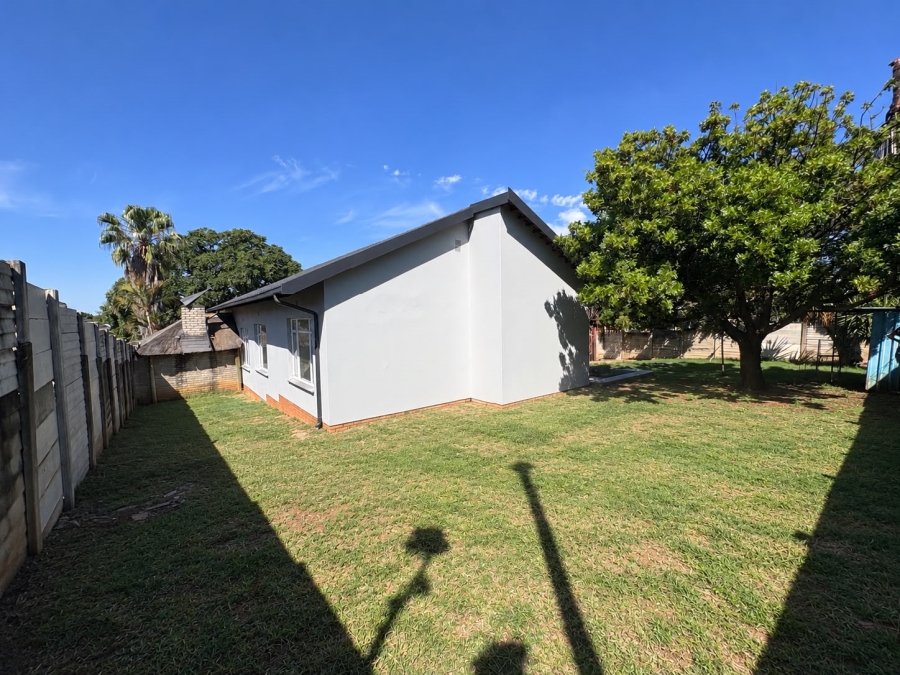 4 Bedroom Property for Sale in Geelhoutpark North West